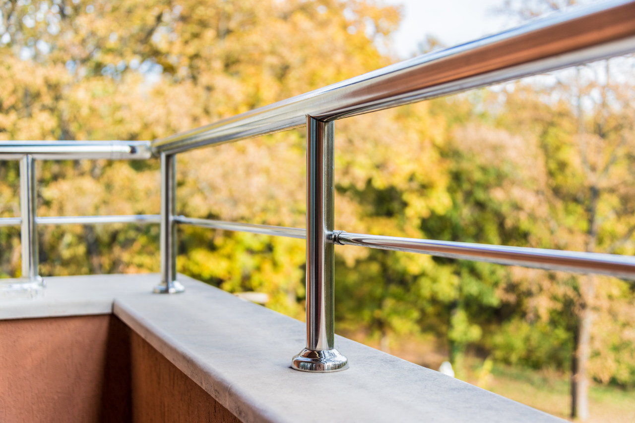 How to choose the right balcony railing?